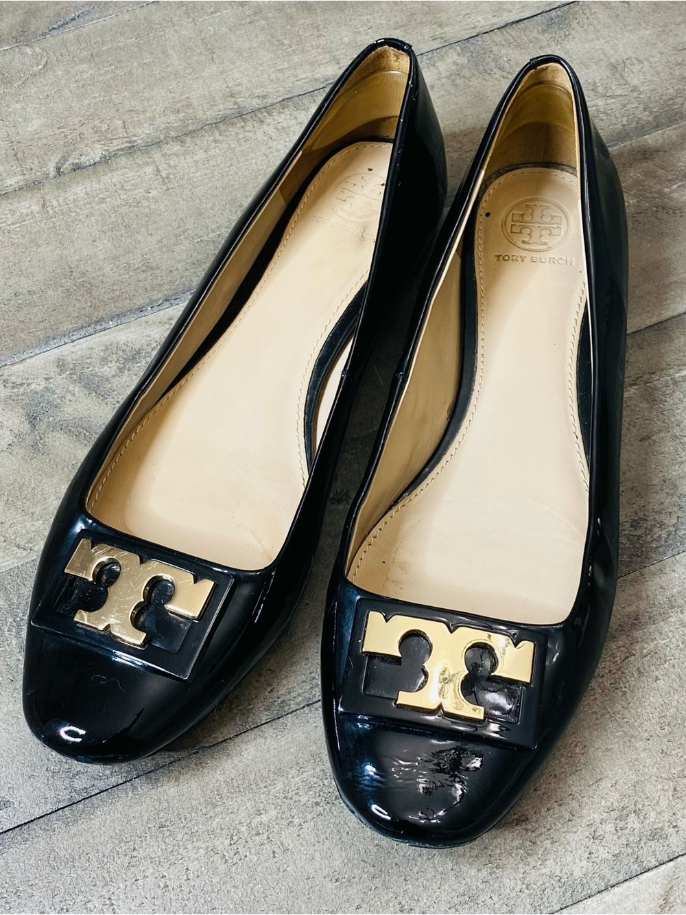 Tory Burch Gigi Black Patent Leather Ballet Flats Gold Logo Women’s Size 9